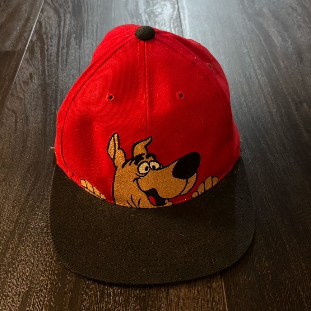 RARE Vintage American Needle 90s Scooby Doo Red Embroidered Strap Back Hat - Picture 1 of 4
